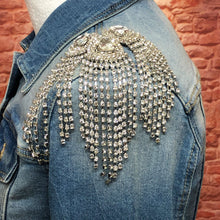 Load image into Gallery viewer, Epaulets Handmade  Studs Diamond Shoulder Pad Decoration
