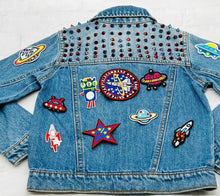 Load image into Gallery viewer, 10 Pieces Children&#39;s space, Rocket, Alien and Planets Applique Patches
